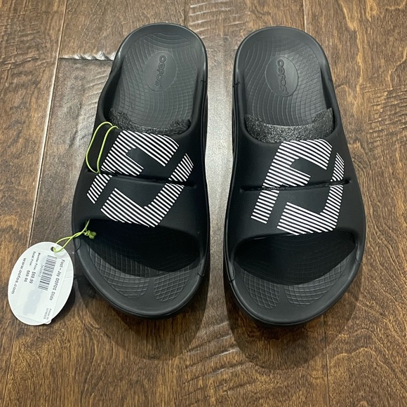 FootJoy Other - Essential FootJoy X OOFOS Recovery Golf Slides, NWT